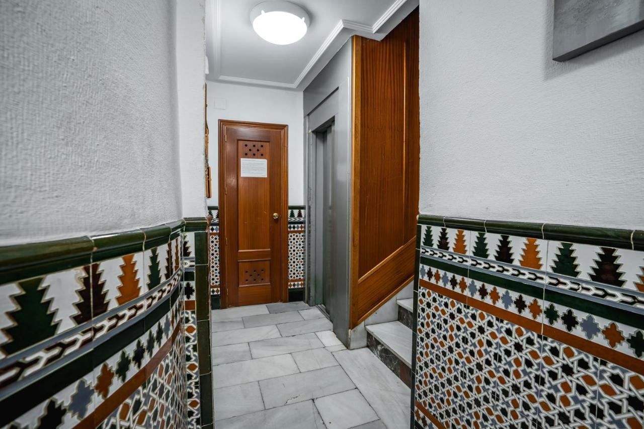 Qh Ayuntamiento 02 Apartment Granada Ngoại thất bức ảnh